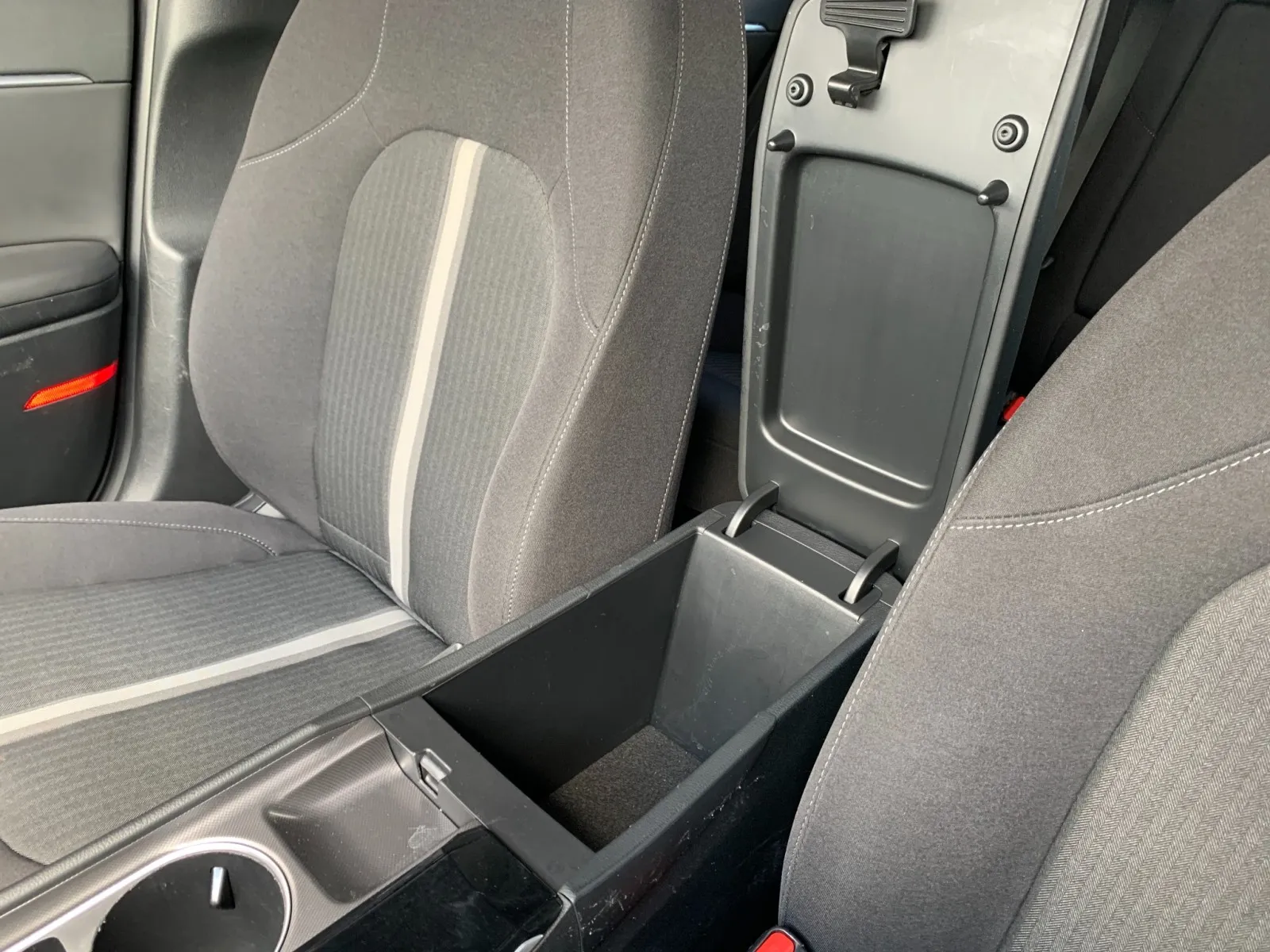 Hyundai Sonata photo 33