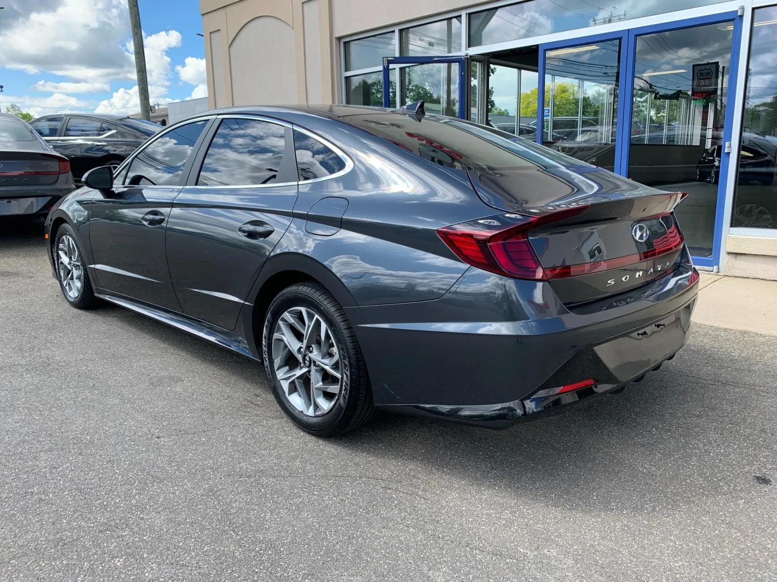 Hyundai Sonata photo 5