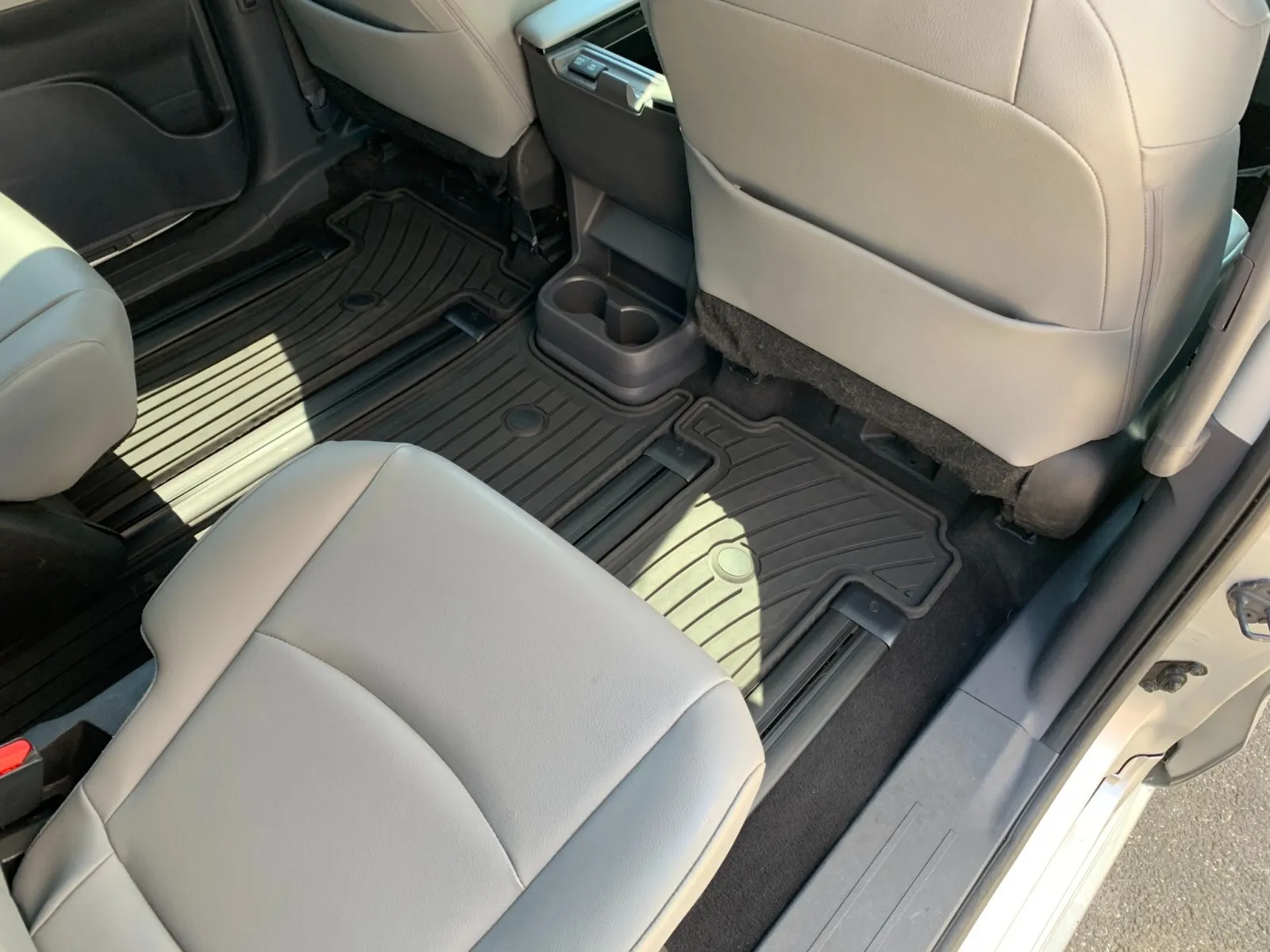 2022 Toyota Sienna XLE - Photo 36