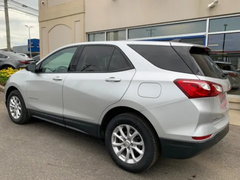 More photos of 2019 Chevrolet Equinox LS at Star Auto Sales, CT