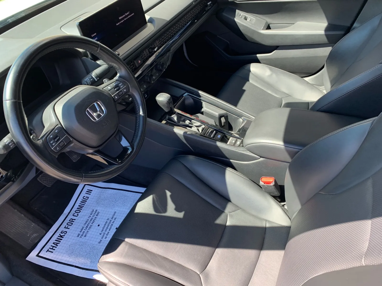 Honda Accord photo 10