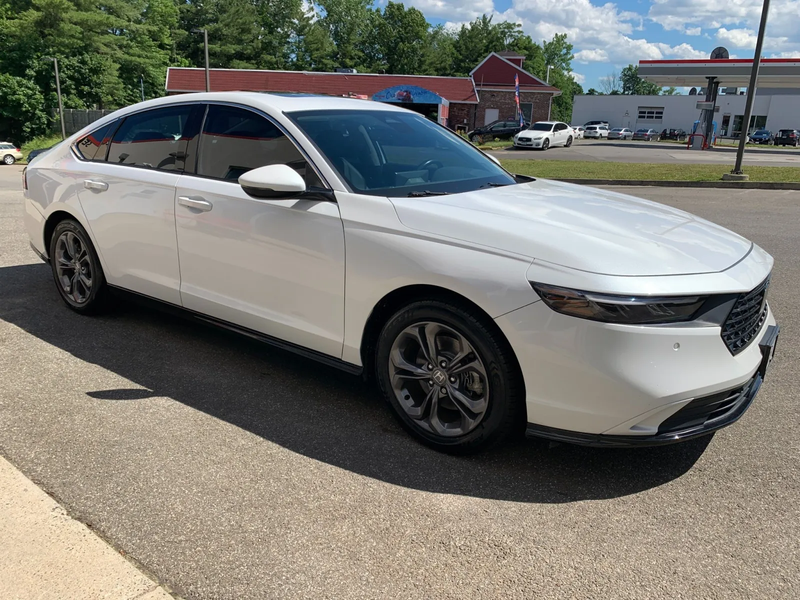 Honda Accord photo 3