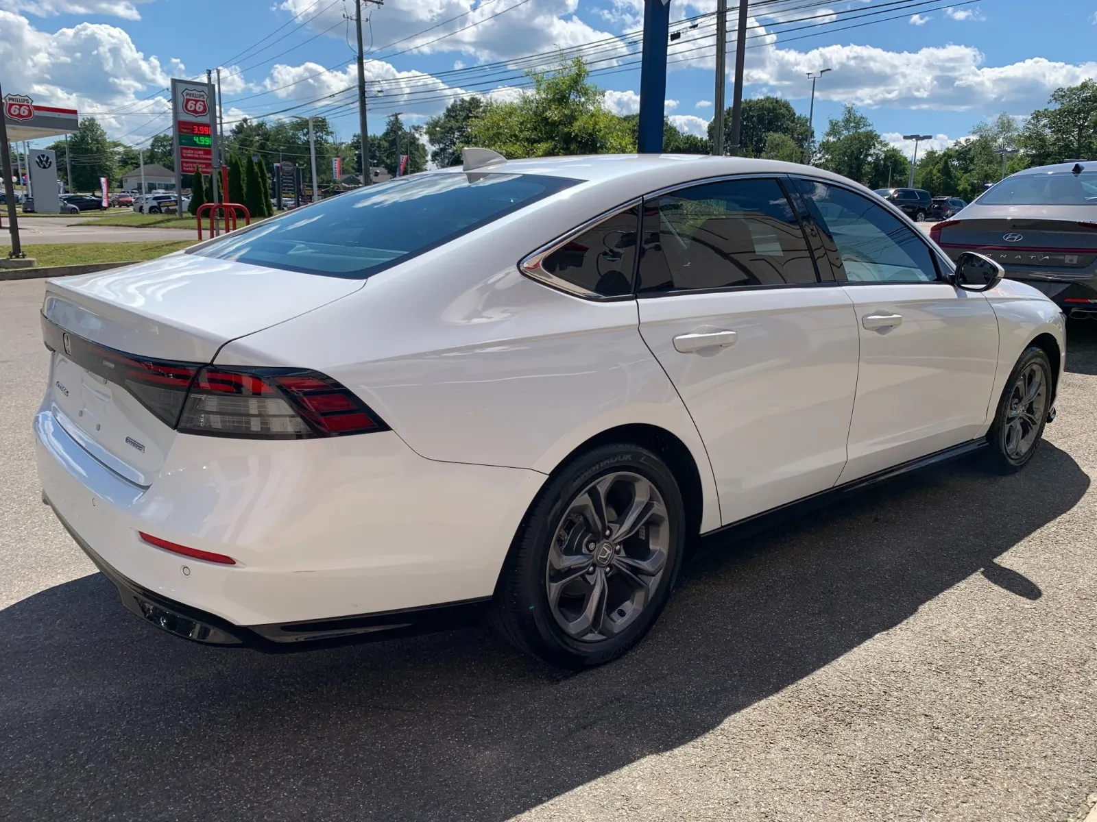 Honda Accord photo 7