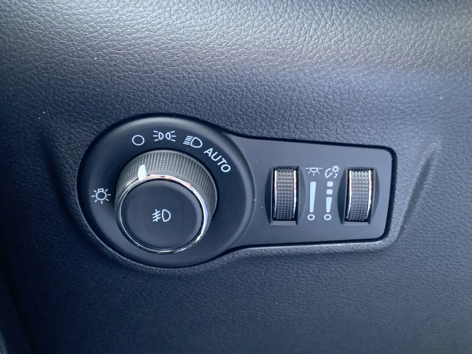 Jeep Compass photo 14