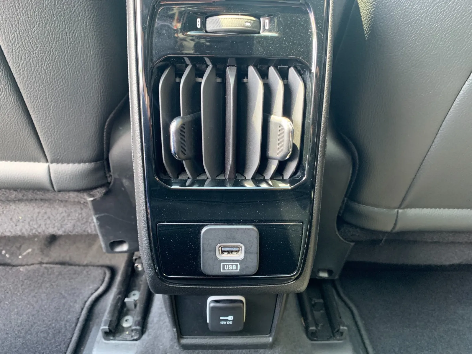 Jeep Compass photo 37