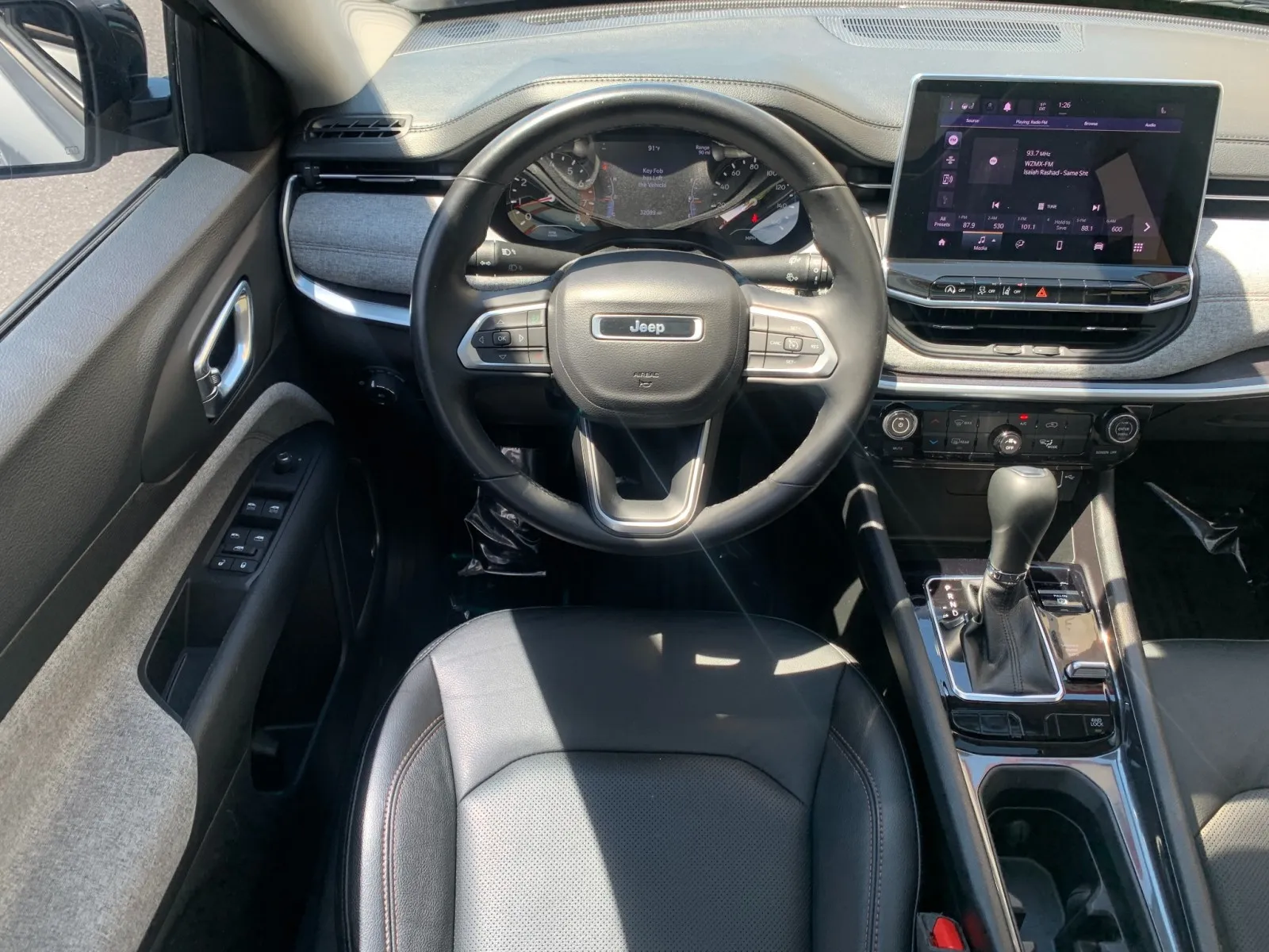 Jeep Compass photo 32