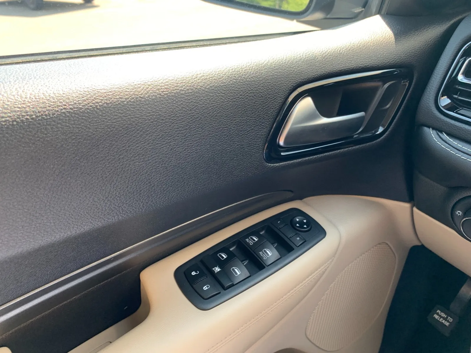 Dodge Durango photo 15