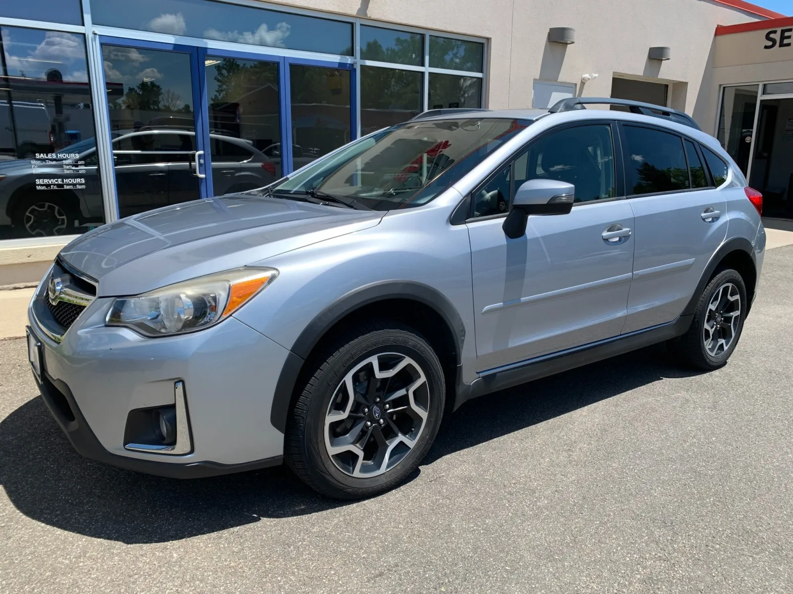 Silver 2016 Subaru Crosstrek Limited for sale in Meriden, CT