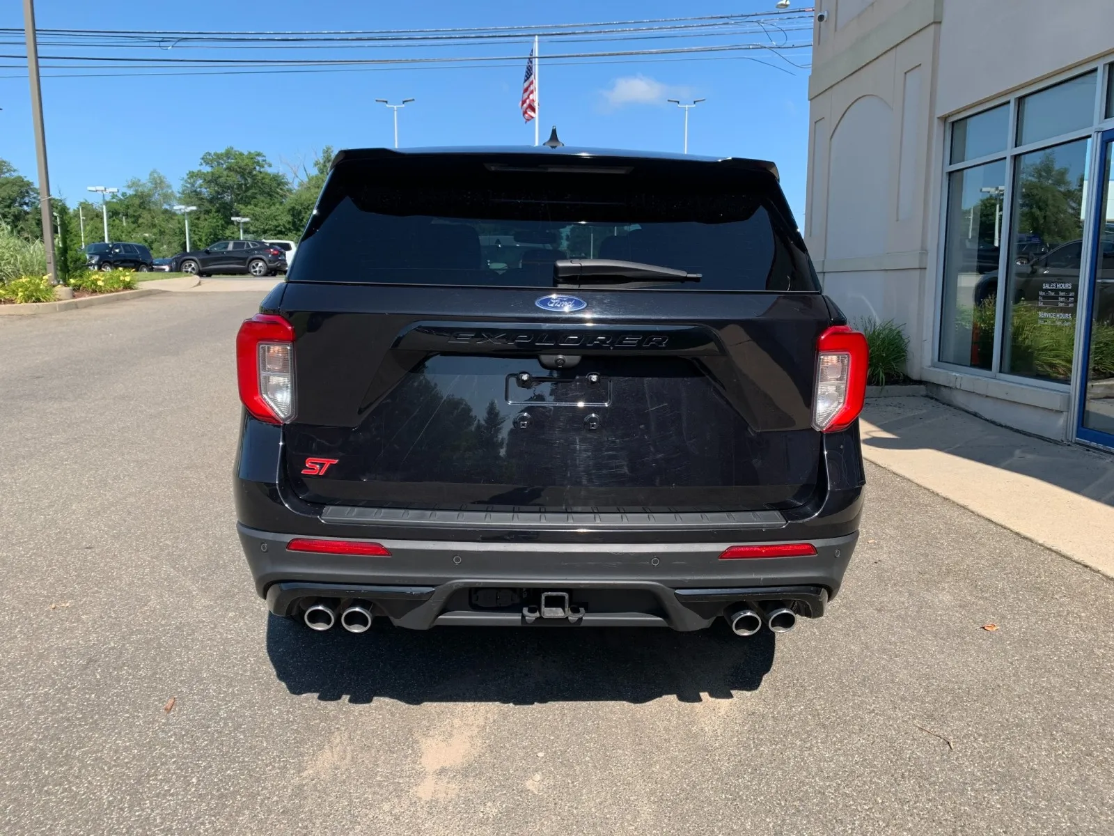 Ford Explorer photo 6