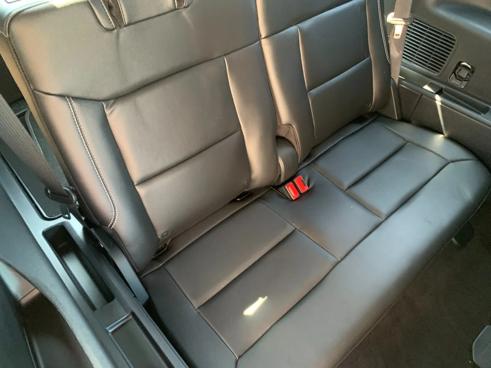 Ford Explorer photo 48