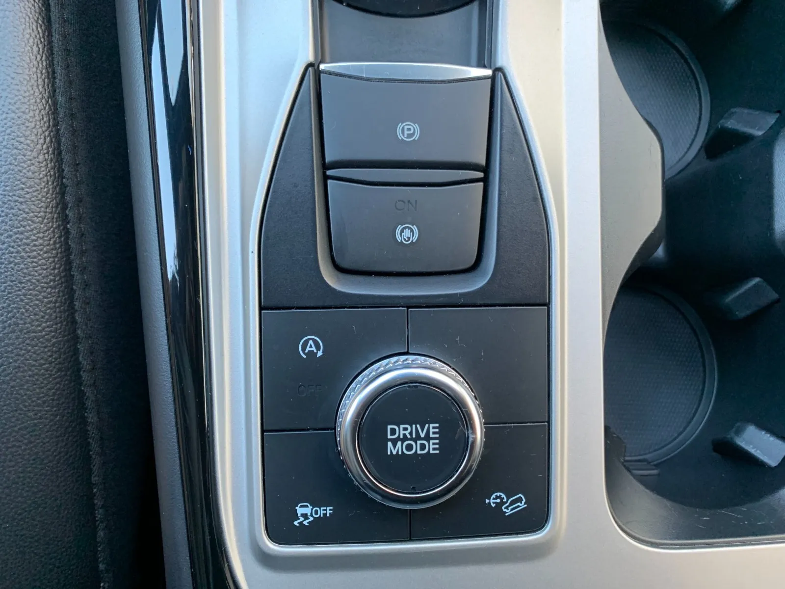 Ford Explorer photo 21