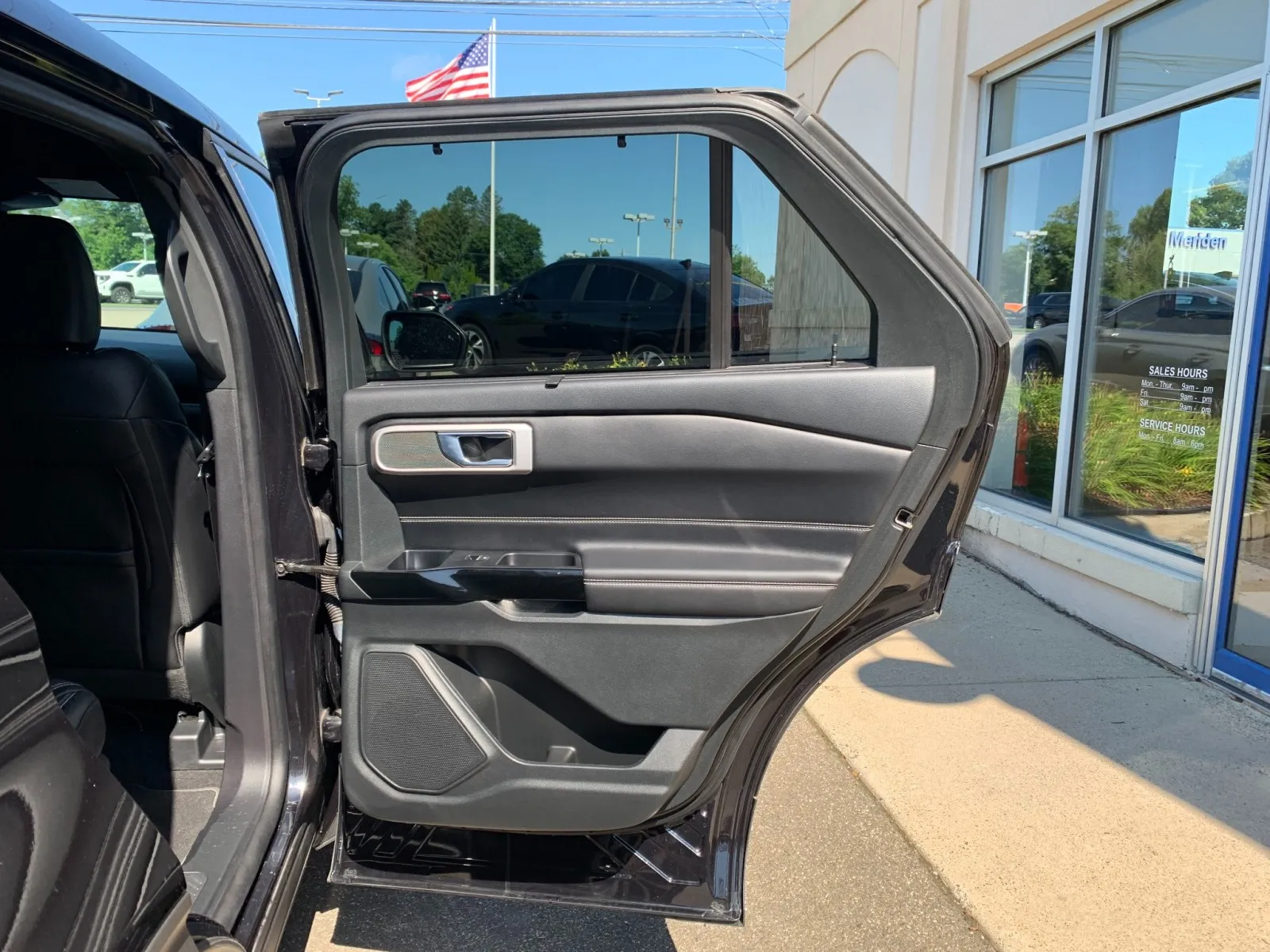 Ford Explorer photo 44