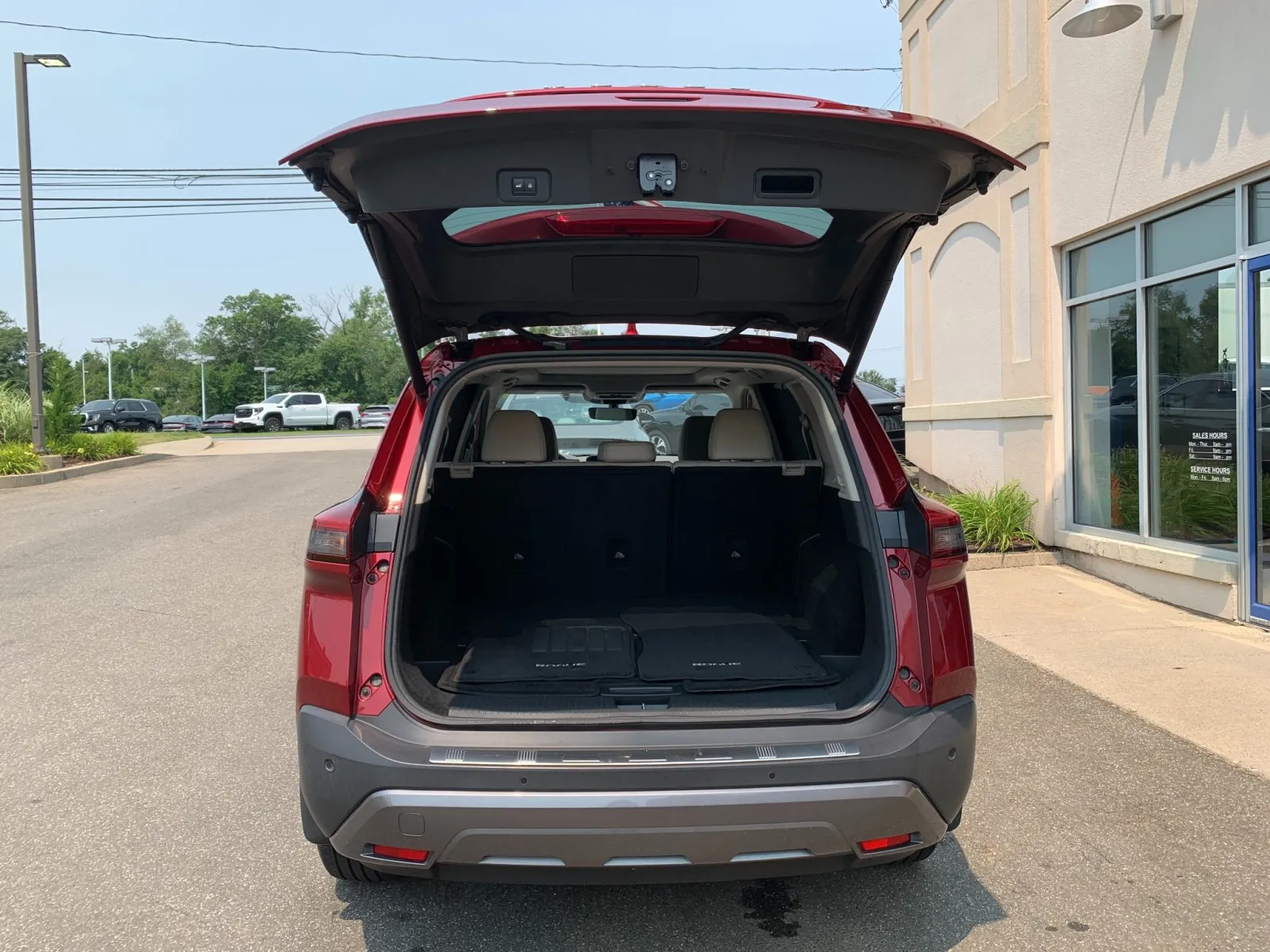 Nissan Rogue photo 8