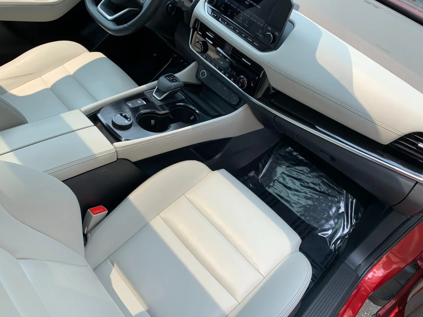 Nissan Rogue photo 40