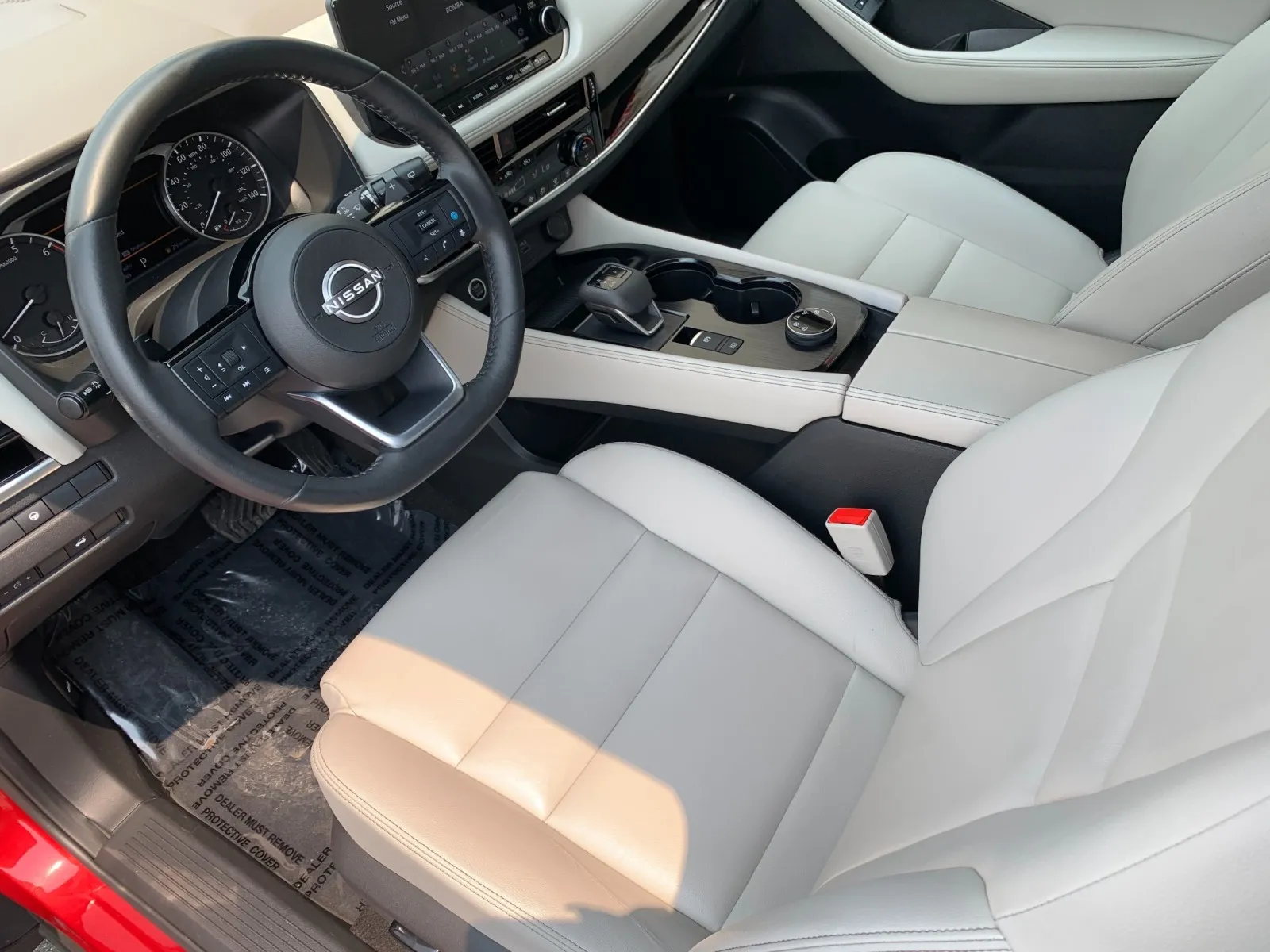 Nissan Rogue photo 12