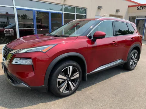 Red 2022 Nissan Rogue SL for sale in Meriden, CT