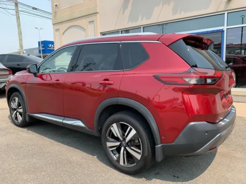 More photos of 2022 Nissan Rogue SL at Star Auto Sales, CT