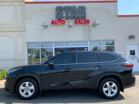 More photos of 2022 Toyota Highlander LE at Star Auto Sales, CT
