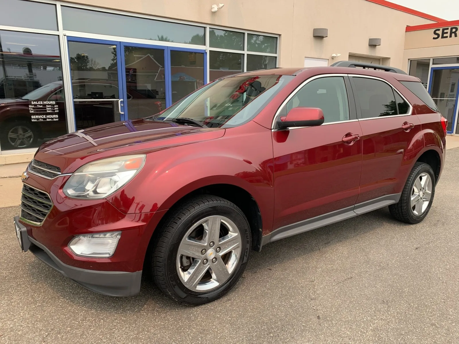 Red 2016 Chevrolet Equinox LT for sale in Meriden, CT