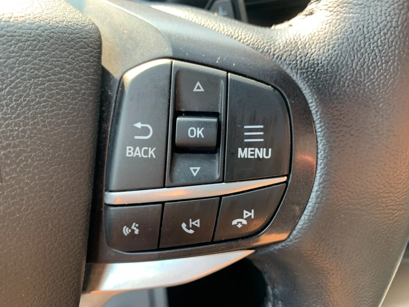 Ford Explorer photo 21