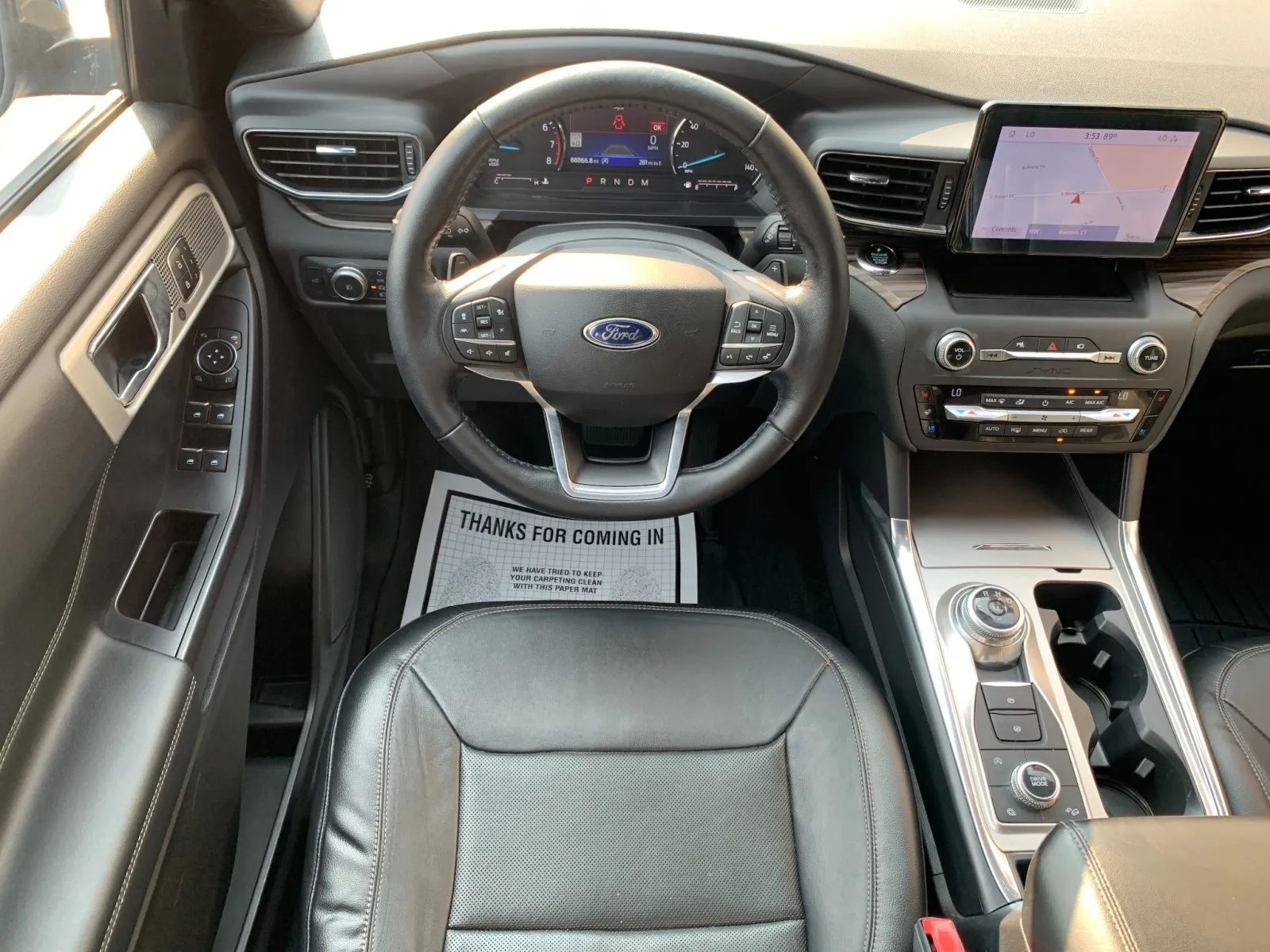Ford Explorer photo 37