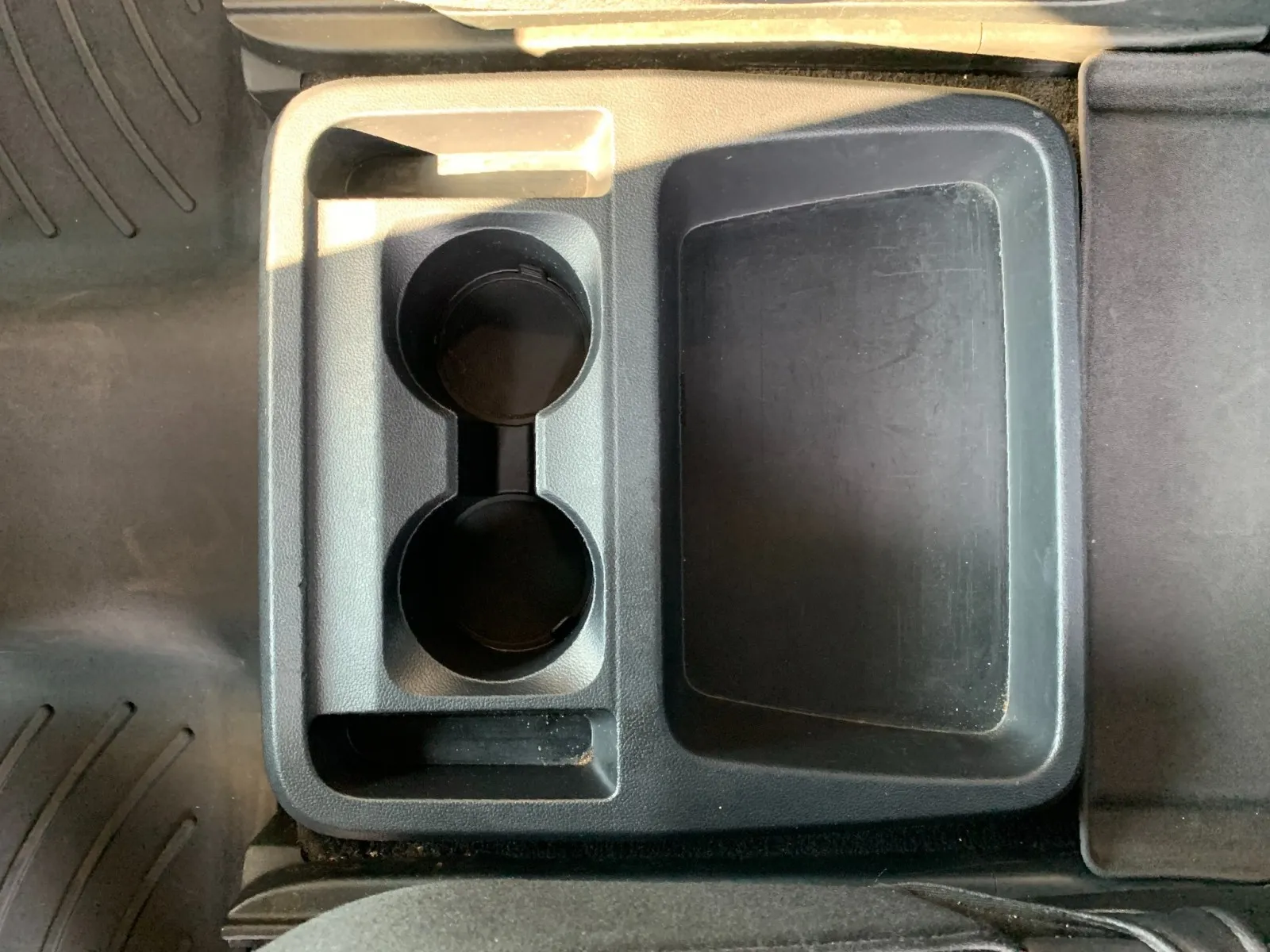 Ford Explorer photo 36