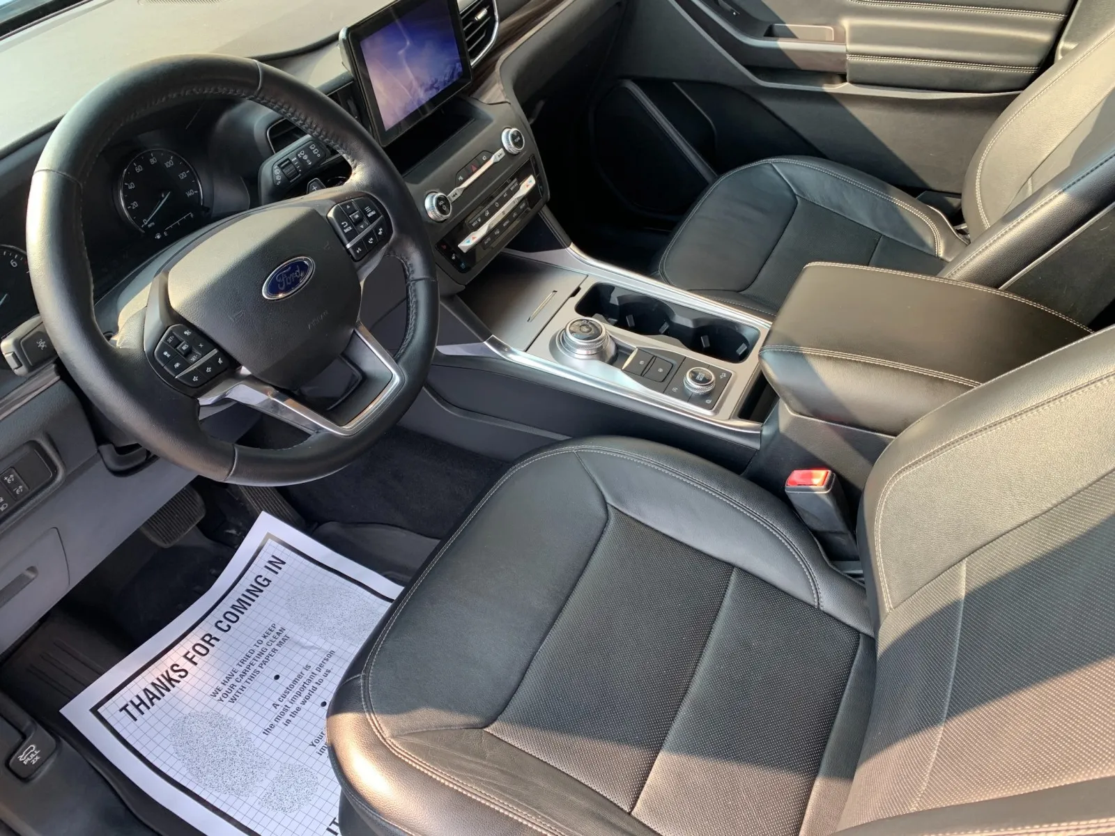 Ford Explorer photo 15