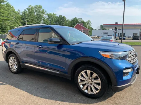 Another view of 2020 Ford Explorer Limited for sale in Meriden, CT at Star Auto Sales