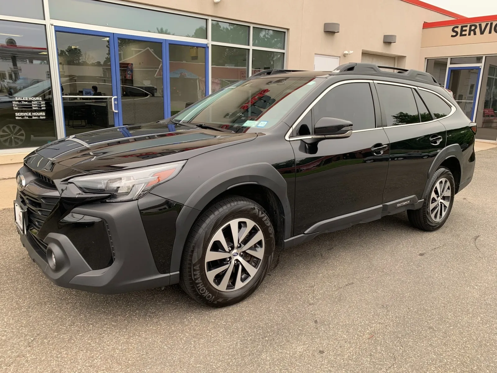 Black 2024 Subaru Outback Premium for sale in Meriden, CT