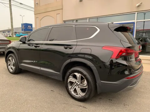 More photos of 2023 Hyundai Santa Fe SE at Star Auto Sales, CT