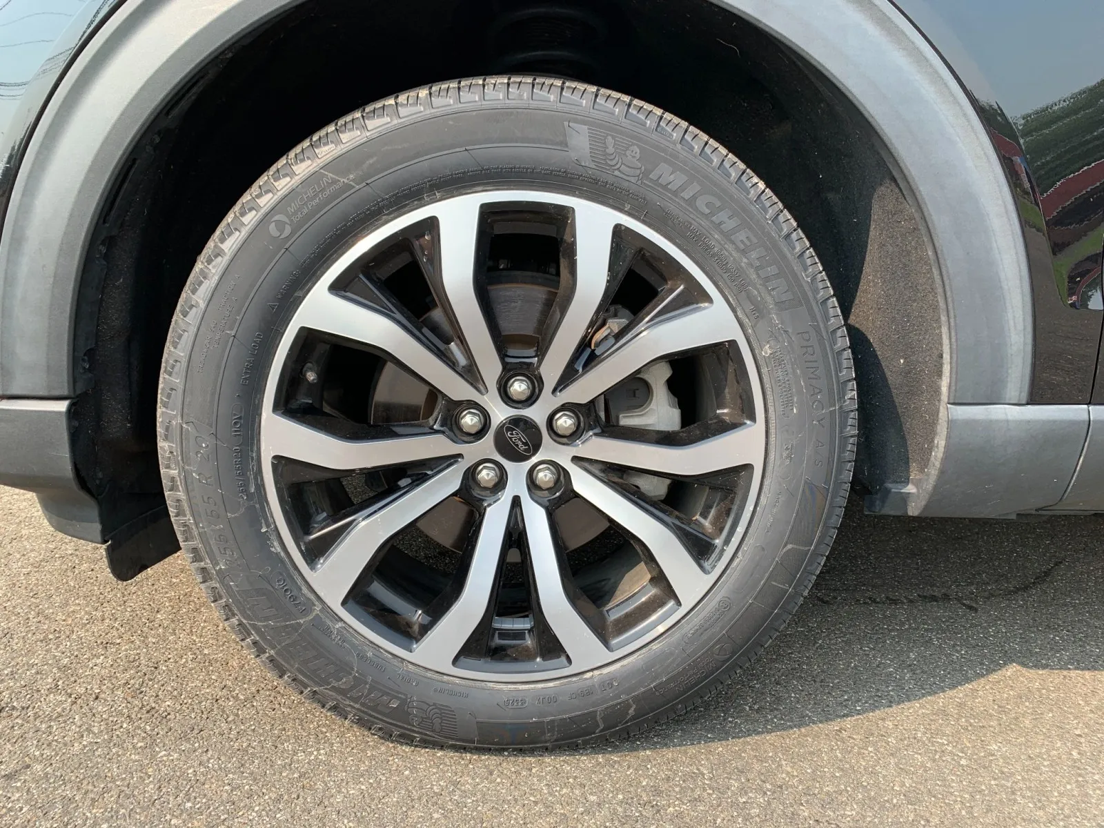 Ford Explorer photo 49