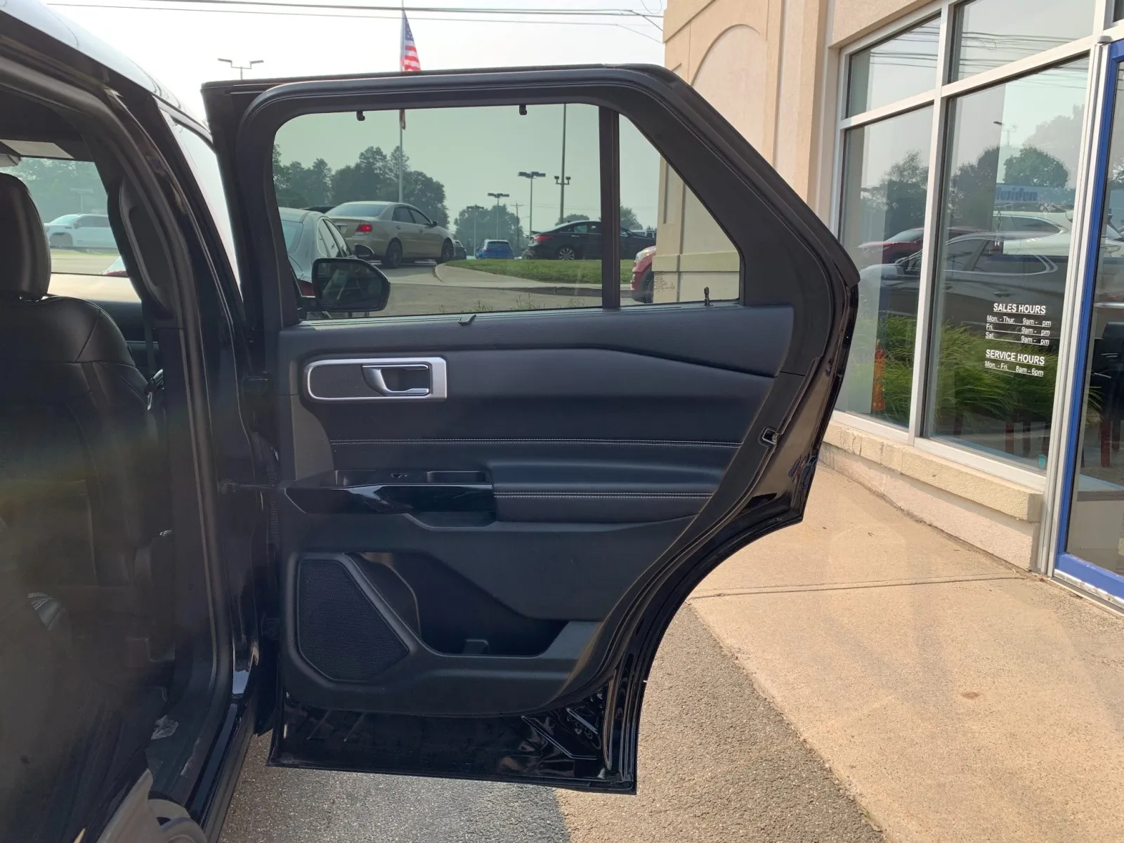 Ford Explorer photo 40