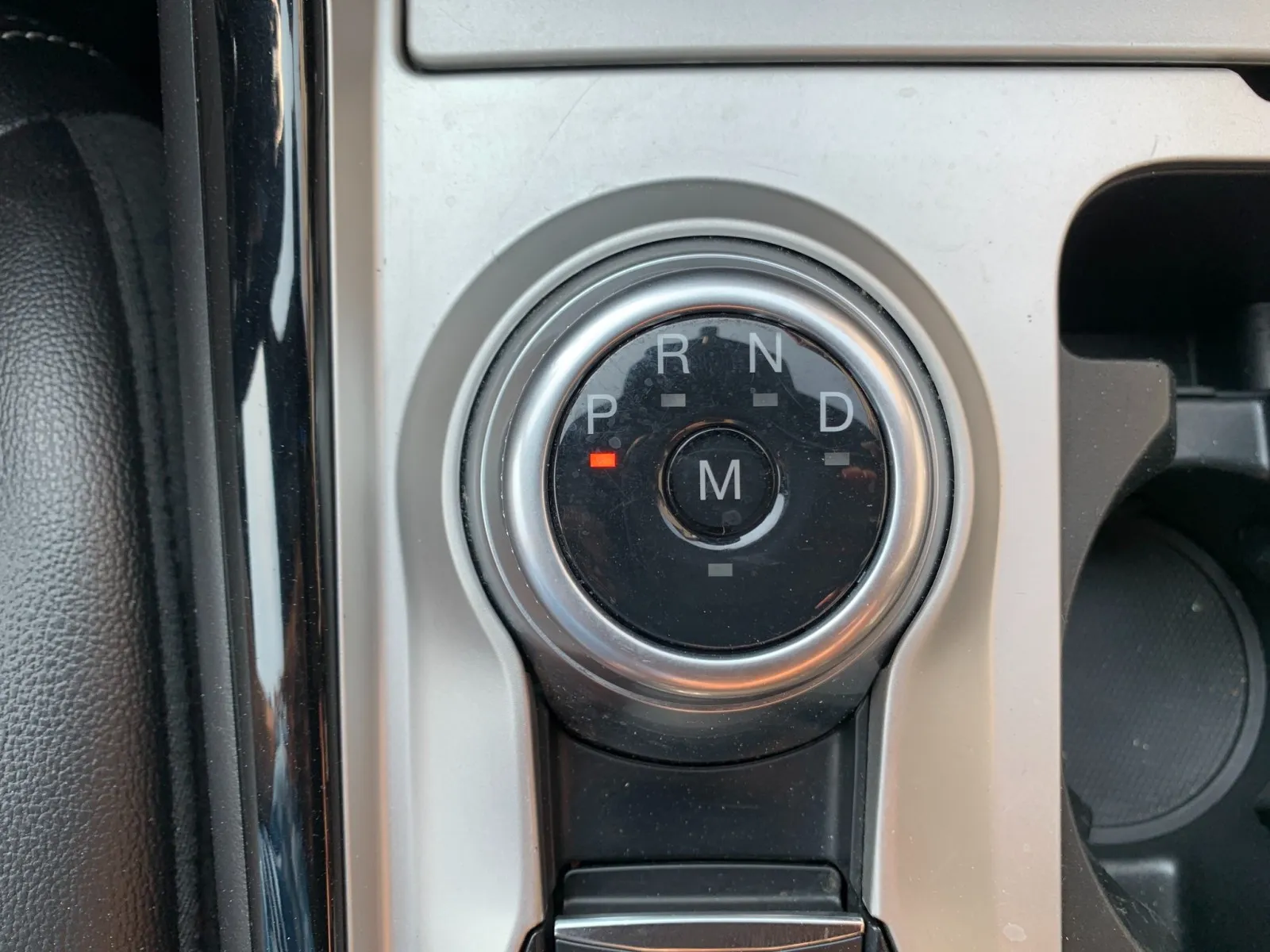 Ford Explorer photo 22