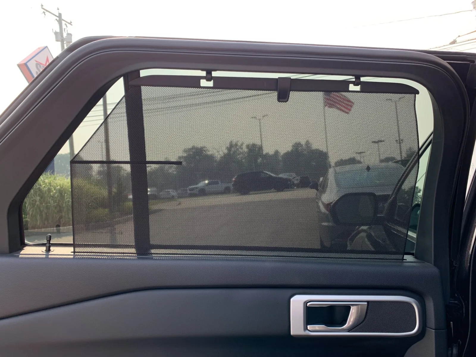 Ford Explorer photo 33