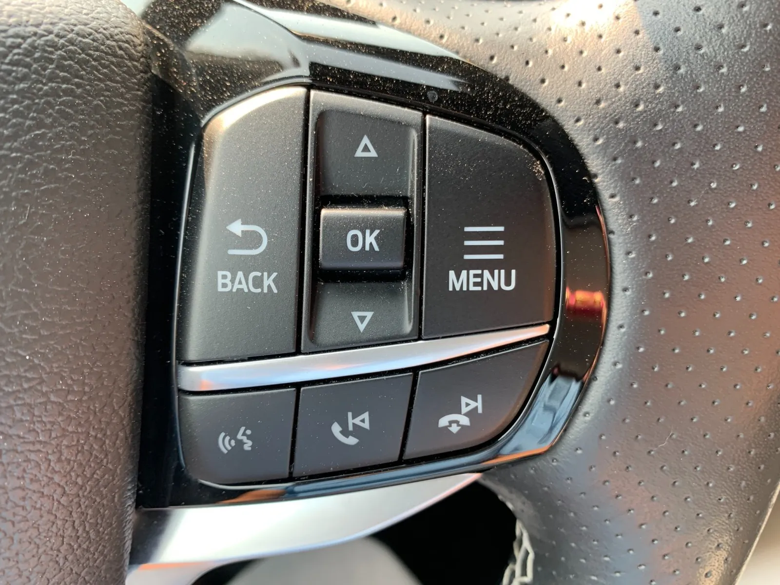 Ford Explorer photo 19