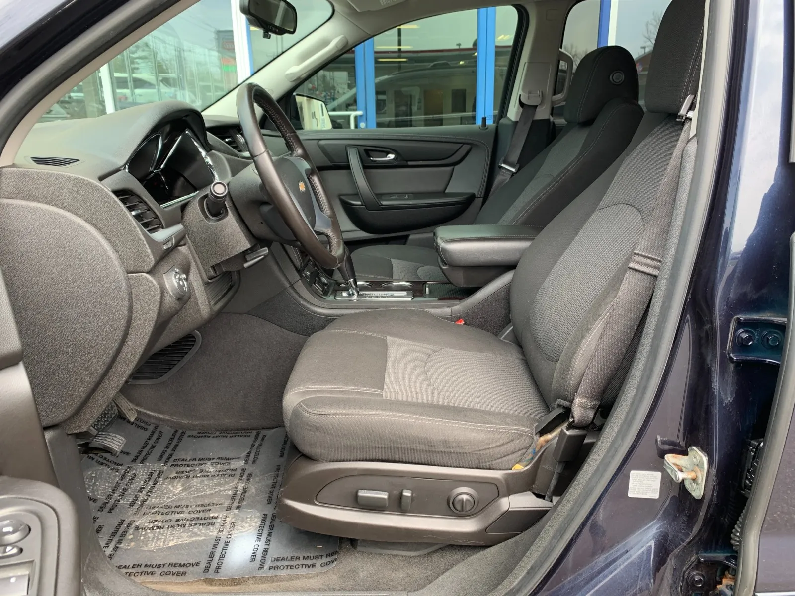 2017 Chevrolet Traverse 1LT - Photo 11