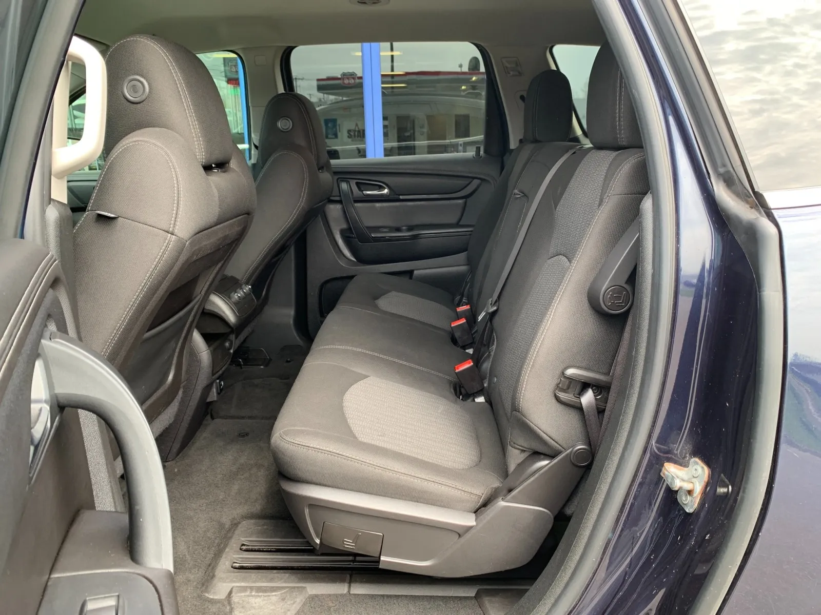 2017 Chevrolet Traverse 1LT - Photo 26