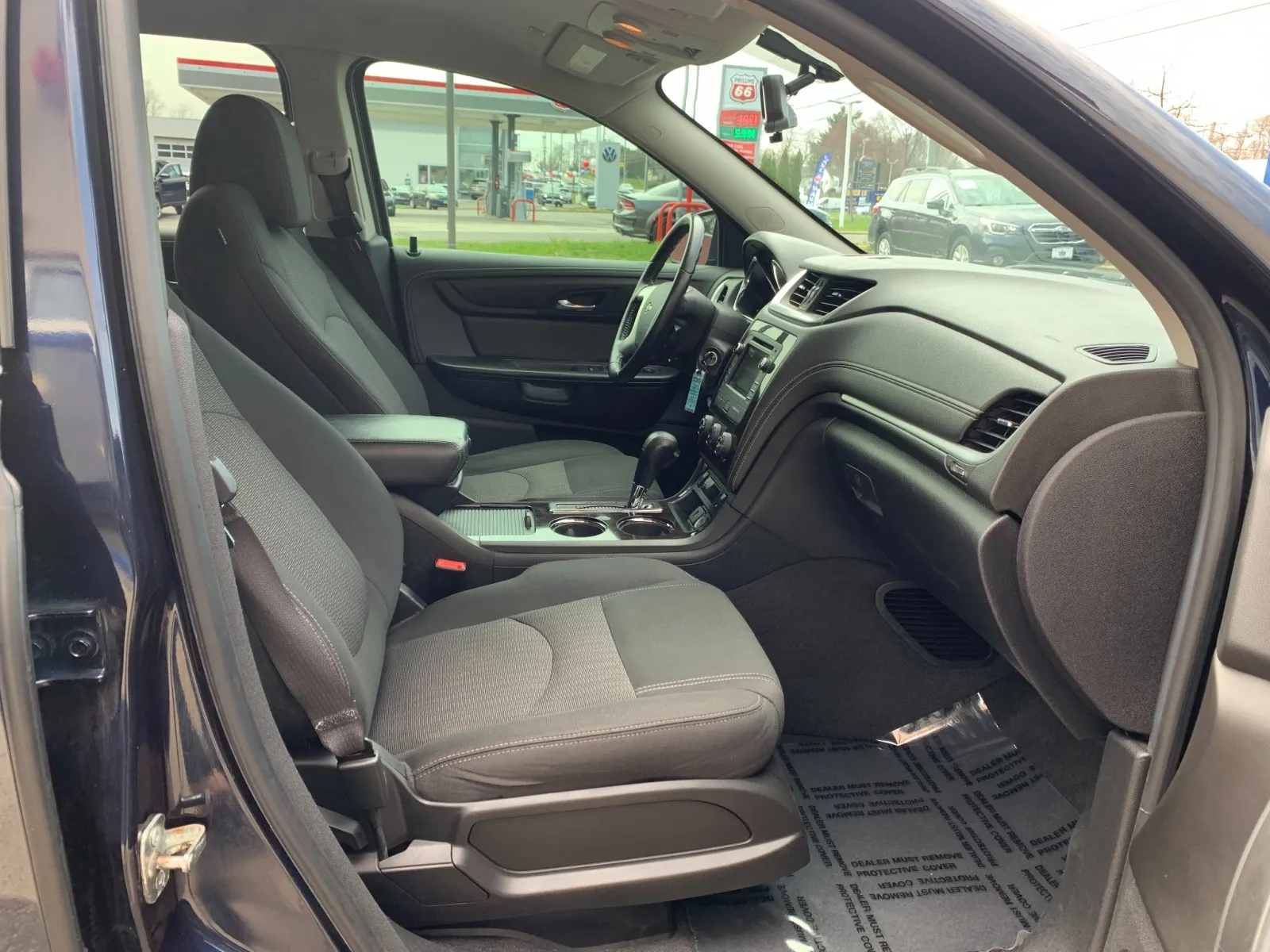 2017 Chevrolet Traverse 1LT - Photo 33