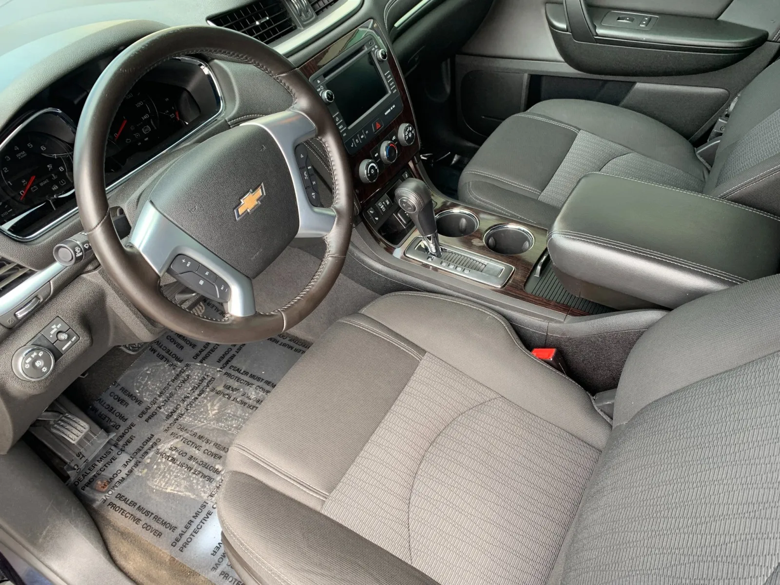 2017 Chevrolet Traverse 1LT - Photo 13