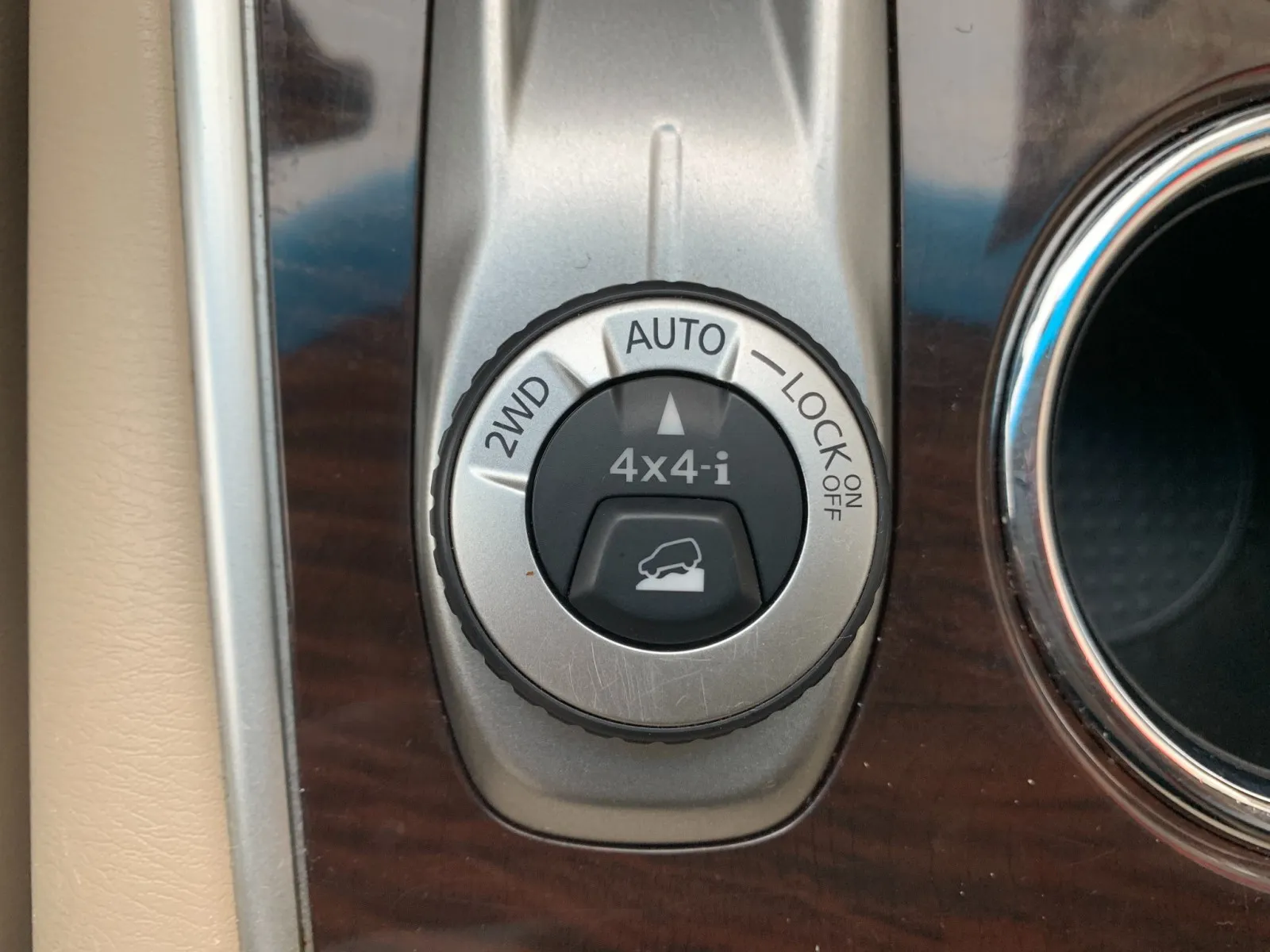Nissan Pathfinder photo 22