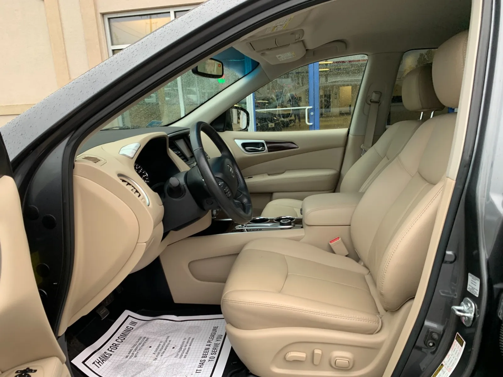 Nissan Pathfinder photo 12