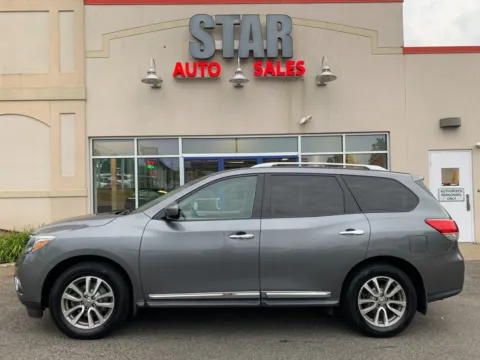 More photos of 2016 Nissan Pathfinder SL at Star Auto Sales, CT