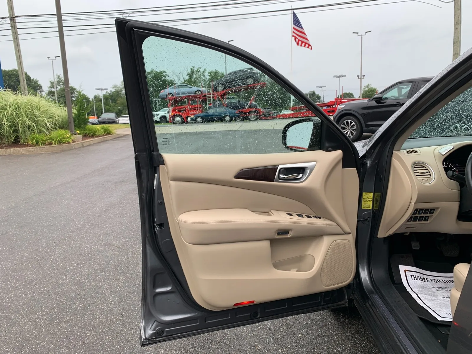 Nissan Pathfinder photo 13
