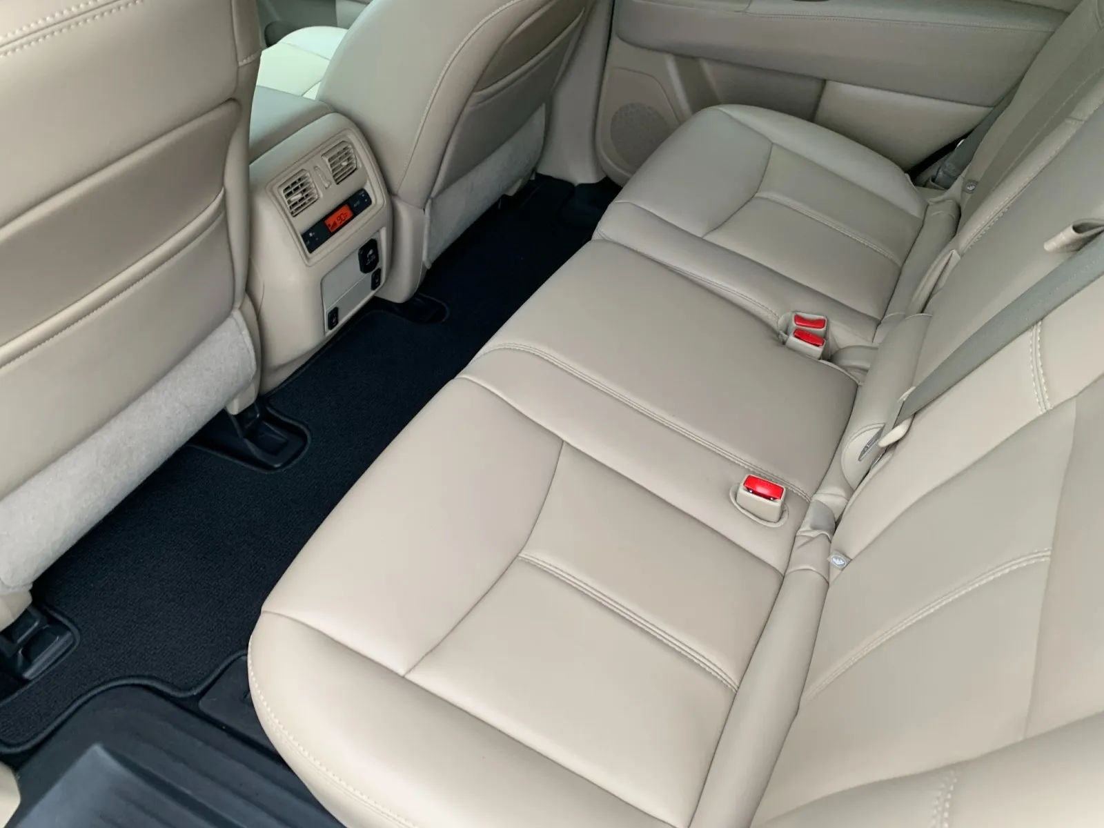 Nissan Pathfinder photo 30