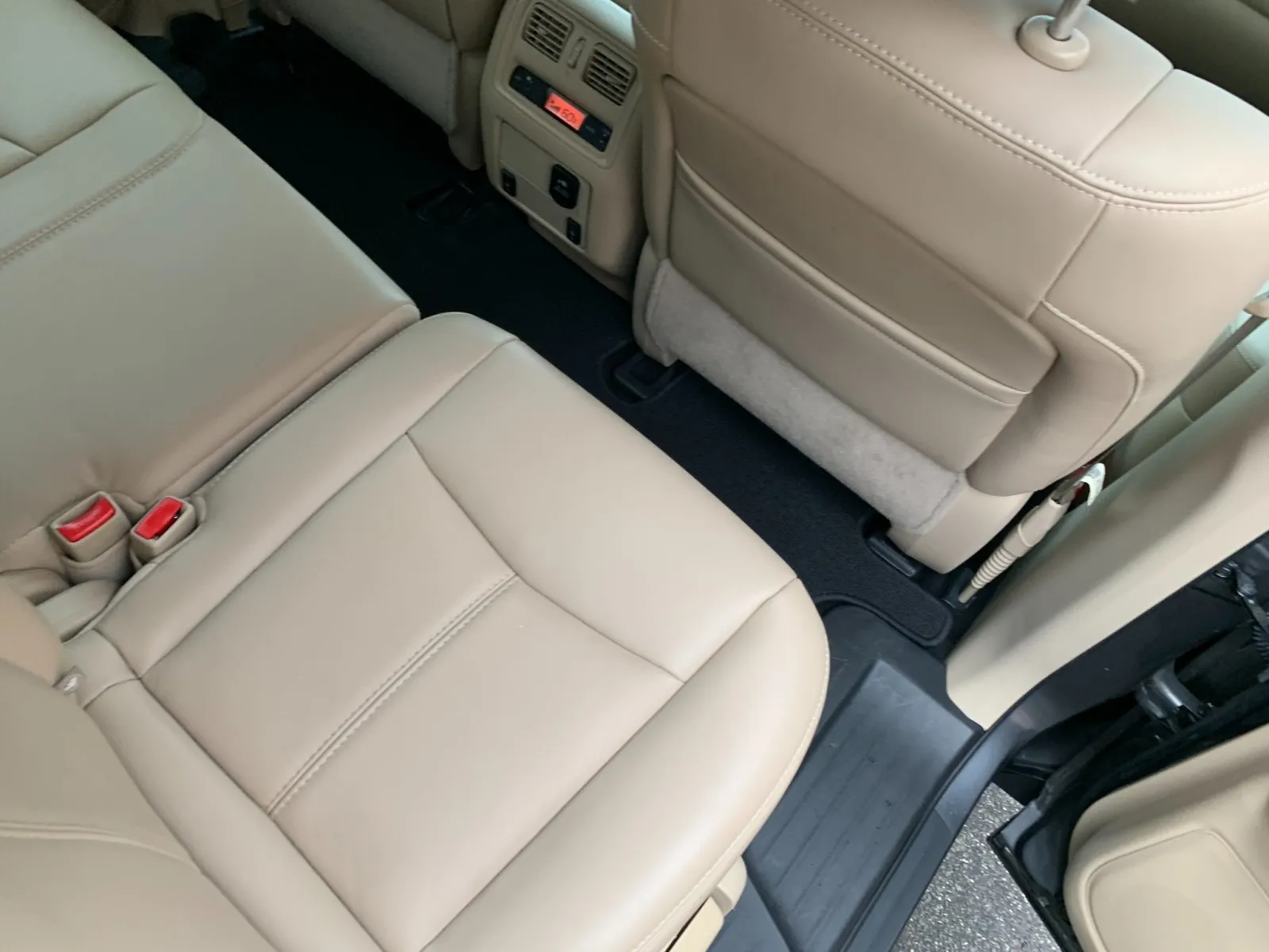 Nissan Pathfinder photo 39
