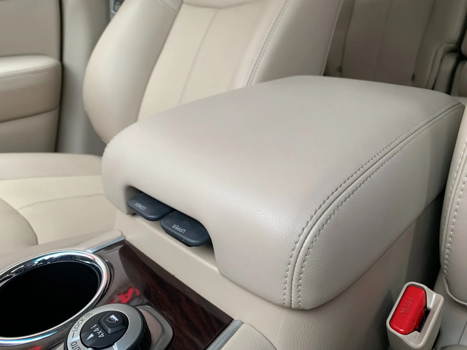 Nissan Pathfinder photo 24