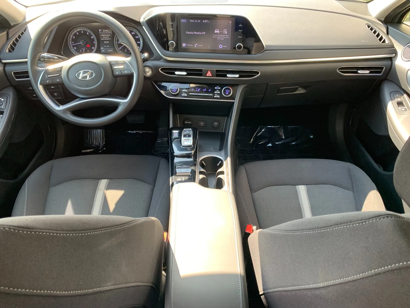 Hyundai Sonata photo 28