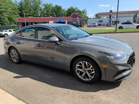 Another view of 2022 Hyundai Sonata SEL for sale in Meriden, CT at Star Auto Sales