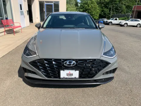 Photos of 2022 Hyundai Sonata SEL for sale in Meriden, CT at Star Auto Sales
