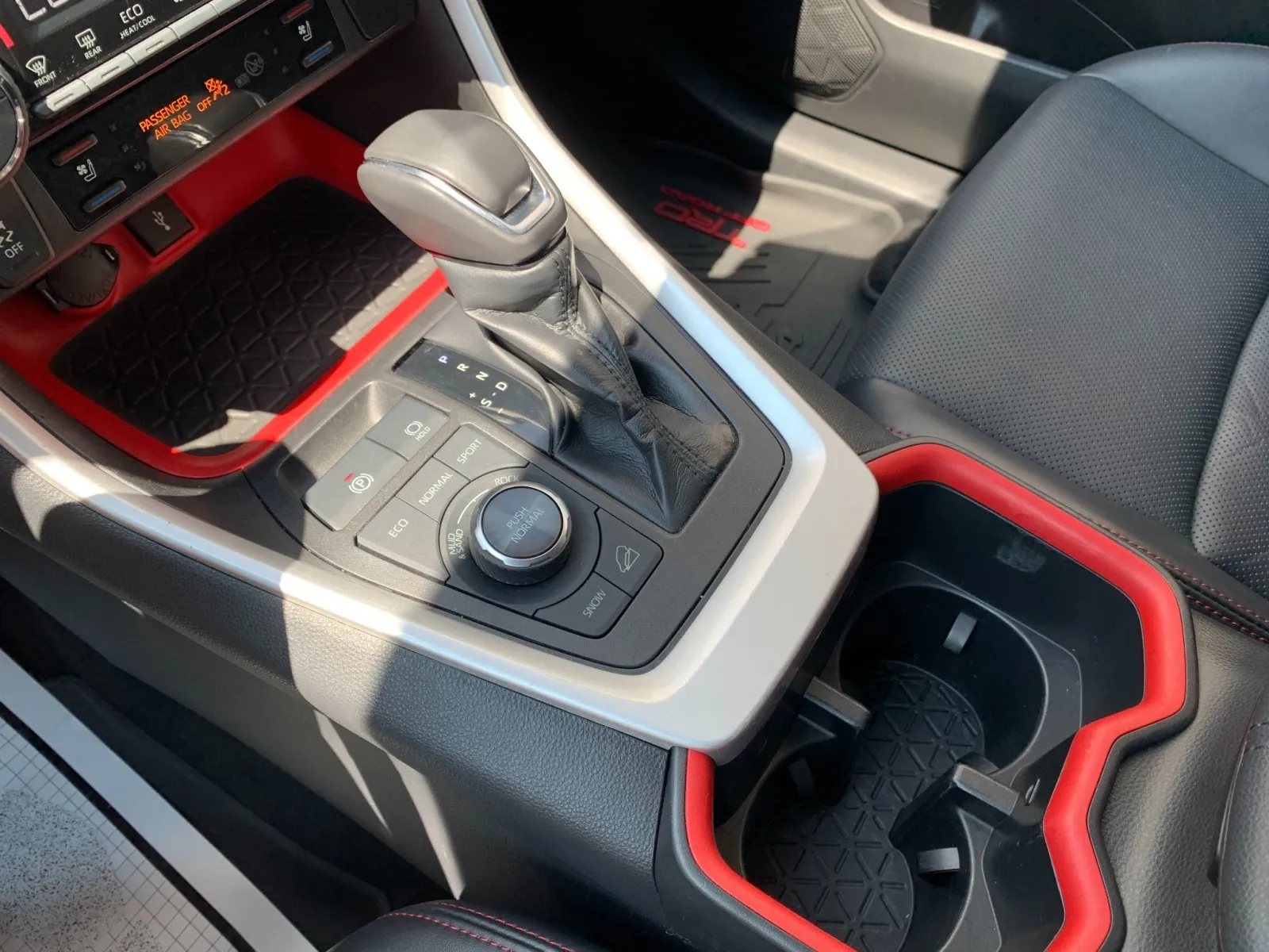Toyota RAV4 photo 19